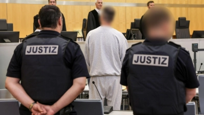 Rechtsradikaler soll im Darknet zu Mordanschlägen auf Politiker aufgerufen haben. (Archivbild) (Foto: Oliver Berg/dpa)