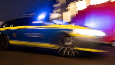 Der Fahrer war laut Polizei mutmaßlich auf dem Rückweg von einem Tuning-Treffen. (Symbolbild) (Foto: Marijan Murat/dpa)