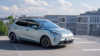 MG4 Urban als Preisbrecher: Der neue Elektro-Kompaktwagen startet bei 24.990 Euro und bietet eine günstige Alternative im E-Auto-Markt. (Foto: Marcus Werner/MG Motor Deutschland GmbH/dpa-tmn)