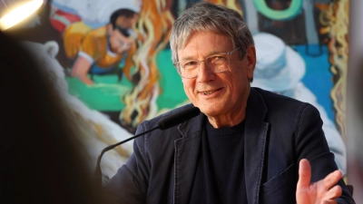 Macht Geschichte anschaulich: der Autor Harald Jähner. (Foto: Thomas Wirth)