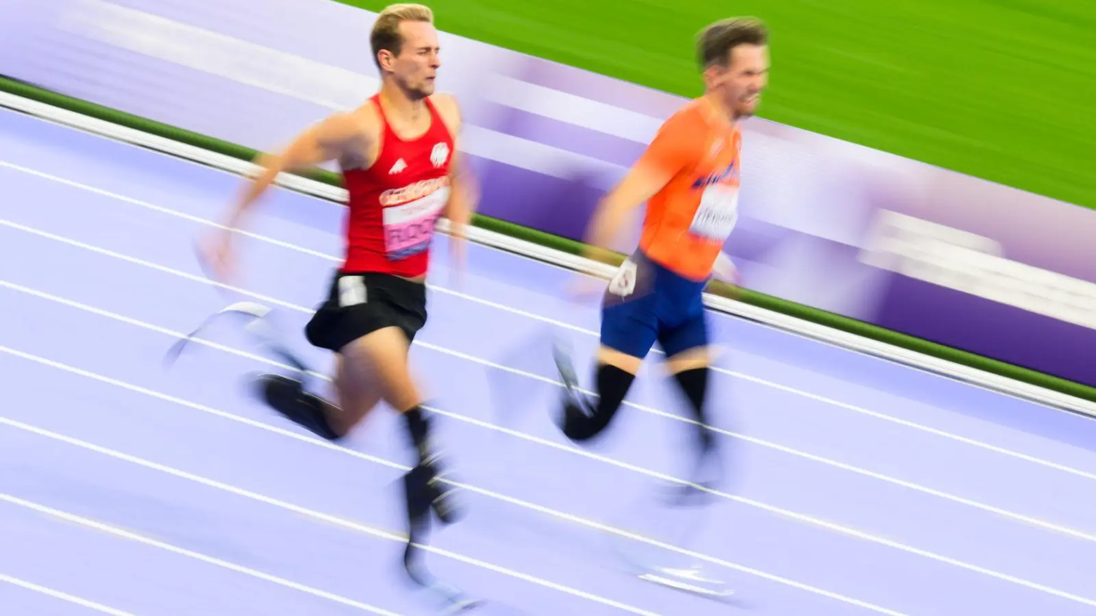 Johannes Floors gewinnt Silber in Paris. (Foto: Julian Stratenschulte/dpa)