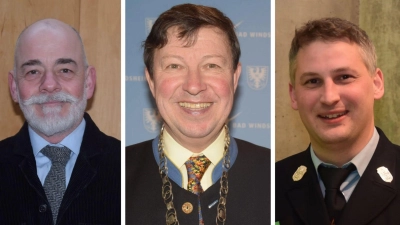 Michael Lappler (Grüne), Jürgen Heckel (WiR) und Philipp Flierl (parteilos) wollen zum Bürgermeister von Bad Windsheim gewählt werden. (Foto: Gerhard Krämer)