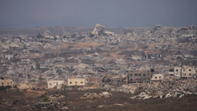 Der Gazastreifen ist durch den seit fast zwei Jahren andauernden Krieg in weiten Teilen verwüstet. (Archivbild)  (Foto: Ariel Schalit/AP/dpa)