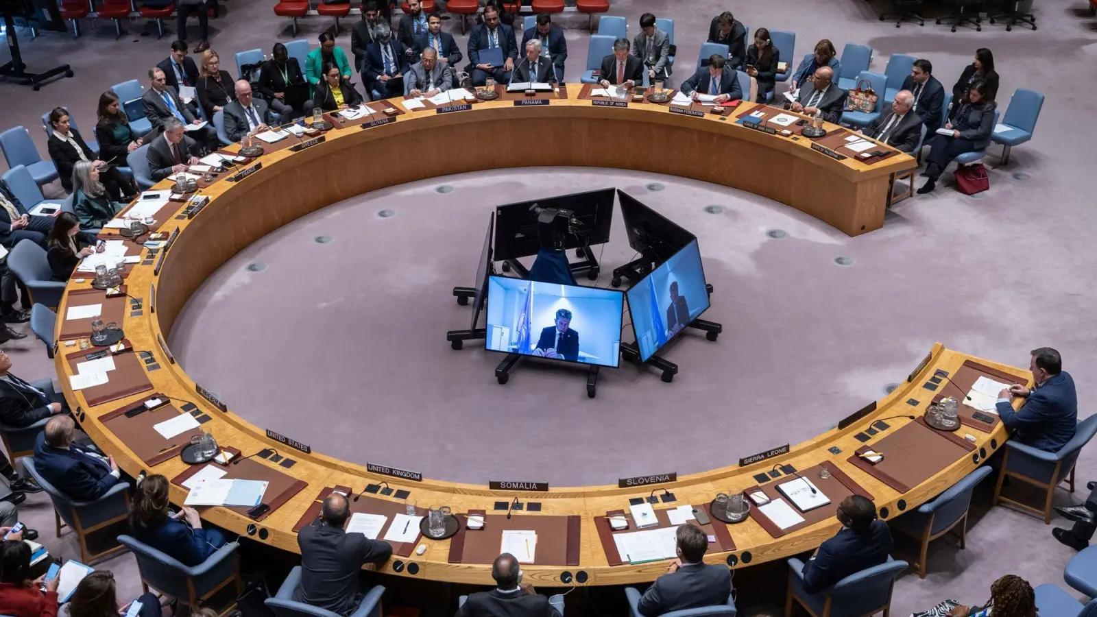 Die USA verhindern mit ihrem Veto eine Resolution für eine sofortige Waffenruhe in Gaza.     (Foto: Yuki Iwamura/FR171758 AP/dpa)