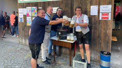 „Ozapft is!“ heißt es am Freitag, 2. Juli 2026, um 19 Uhr beim Bieranstich. (Foto: FFW Schalkhausen)