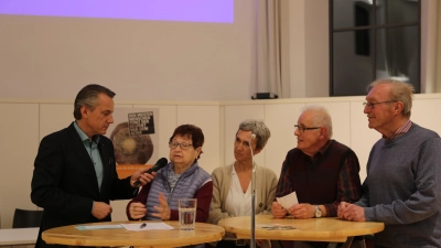 Mehrere Ehrenamtliche von verschiedenen Tafeln im Landkreis Ansbach schilderten ihre Erfahrungen und Nöte. (Foto: Martina Kramer)