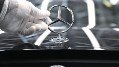 Die mit dem Stern - 100 Jahre Marke Mercedes-Benz. (Archivbild) (Foto: Bernd Weißbrod/dpa)