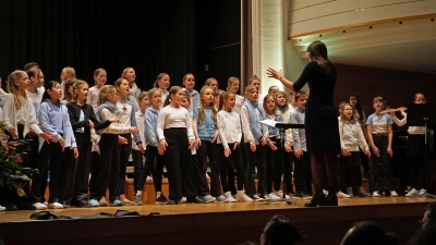 Musik spielt wie hier beim Unterstufenchor weiter eine große Rolle. Rund 80 der künftigen 142 Fünftklässler haben sich für den musischen Zweig entschieden.  (Foto: Elke Walter)