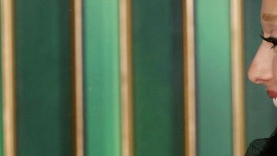 Cynthia Erivo (l) und Ariana Grande spielen die Hauptrollen in „Wicked“. (Archivbild) (Foto: Millie Turner/Invision/AP/dpa)