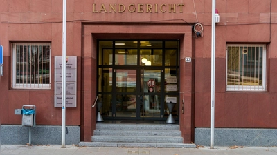 Der nicht öffentliche Prozess hat laut Gerichtssprecher planmäßig begonnen. (Archivbild) (Foto: Andreas Arnold/dpa)