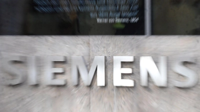 Siemens will in Amberg 200 Millionen Euro in einen Fabrik-Neubau investieren. (Symbolbild) (Foto: Felix Hörhager/dpa)