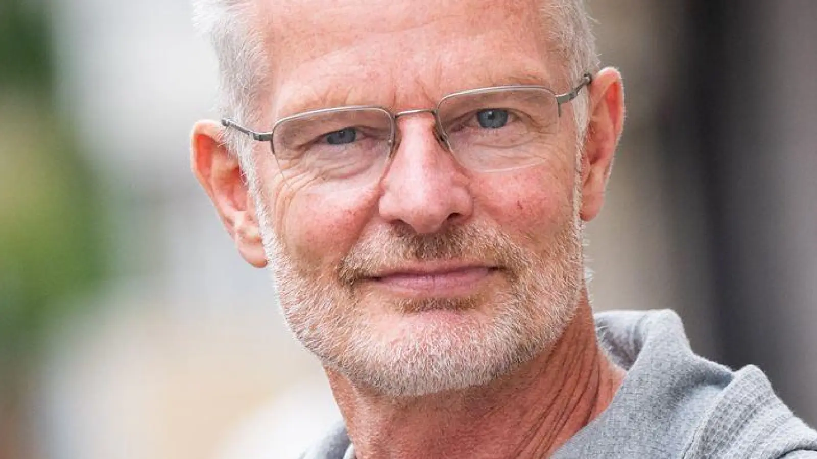 Jörg Sievers will in der Stadt Springe in der Region Hannover Bürgermeister werden. (Foto: Julian Stratenschulte/dpa)