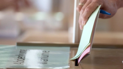 Um bei der Kommunalwahl 2026 Stimmen zu fangen, muss die Wählerliste Egenhausen eine Liste aufstellen. Bislang ist das nicht gelungen. (Symbolbild: Federico Gambarini/dpa)