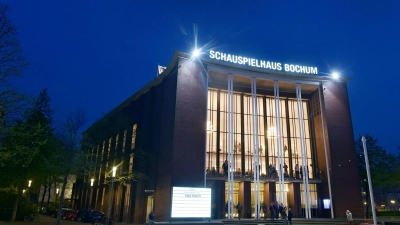 Eine Premiere am Schauspielhaus Bochum hat für Tumulte unter den Zuschauern gesorgt. (Archivbild) (Foto: Caroline Seidel/dpa)
