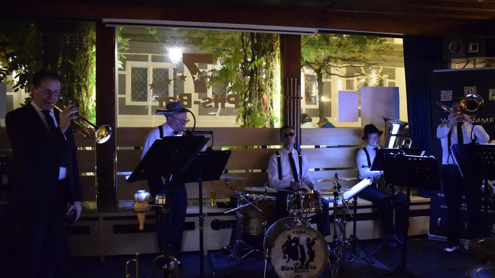 „Jazzd bei uns”: die Blechmafia im TamTam. (Foto: Christina Özbek)