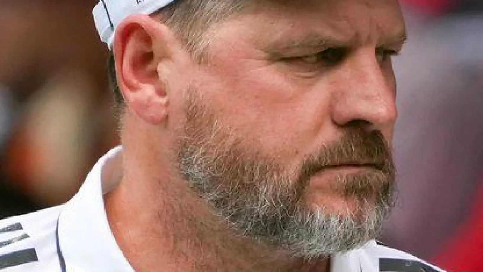 Baumgart lobte den englischen Angreifer. (Archivbild) (Foto: Soeren Stache/dpa)