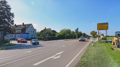 Die Unfallkreuzung in Elpersdorf: Statt eines Kreisverkehrs wird das Staatliche Bauamt hier eine Ampelanlage installieren. (Archivfoto: Irmeli Pohl)