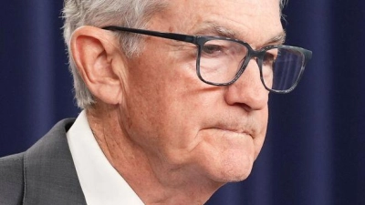 Für Fed-Chef Jerome Powell gab es auch schon angenehmere Zeiten. (Archivbild) (Foto: Jacquelyn Martin/AP/dpa)