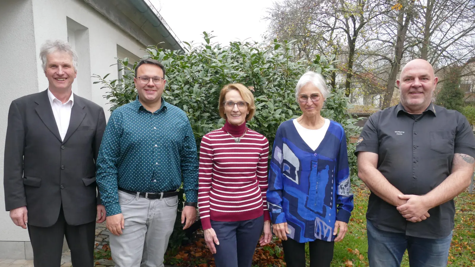 Trugen zum Obernzenner Gesundheitstag bei (von links): Günther Enzner, Vorsitzender des Diakonievereins „Oberer Zenngrund“, mit den Referenten des Nachmittags Martin Hundertschuh, Christa Hegwein-Schlegel, Angela Netal und Wolfgang Heide. (Foto: Helmut Meixner)