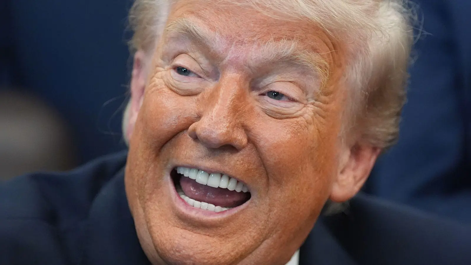 US-Präsident Trump kündigt eine Zollerhöhung für die EU an. (Foto: Alex Brandon/AP/dpa)