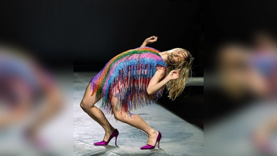 Multicolor-Laufstegkunst: Die London Fashion Week ist da. (Foto: Lounis Tiar/SOPA Images via ZUMA Press Wire/dpa)