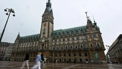 Sieben Wochen nach der Bürgerschaftswahl haben SPD und Grünen in Hamburg ihre Koalitionsverhandlungen abgeschlossen. (Archivbild) (Foto: David Hammersen/dpa)