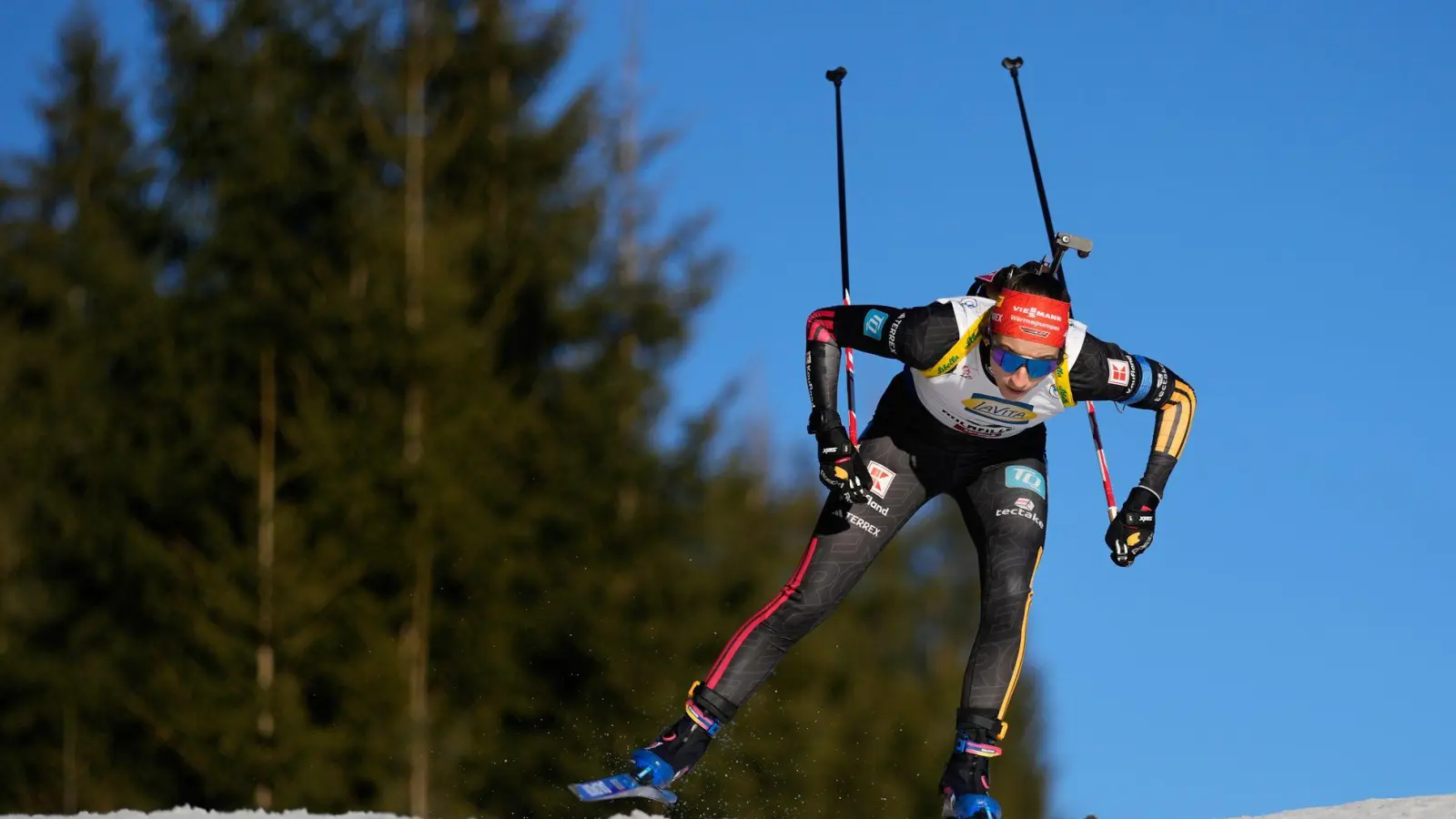 Vanessa Voigt fiel im Jagdrennen zurück.  (Foto: Matthias Schrader/AP/dpa)