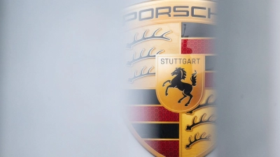 Porsche will rund 1.900 Stellen streichen. (Archivbild) (Foto: Marijan Murat/dpa)