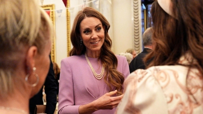 Die britische Prinzessin Kate bricht in der kommenden Woche zu ihrer ersten offiziellen Auslandsreise seit ihrer Krebsbehandlung auf. (Archivbild) (Foto: Aaron Chown/PA Wire/dpa)