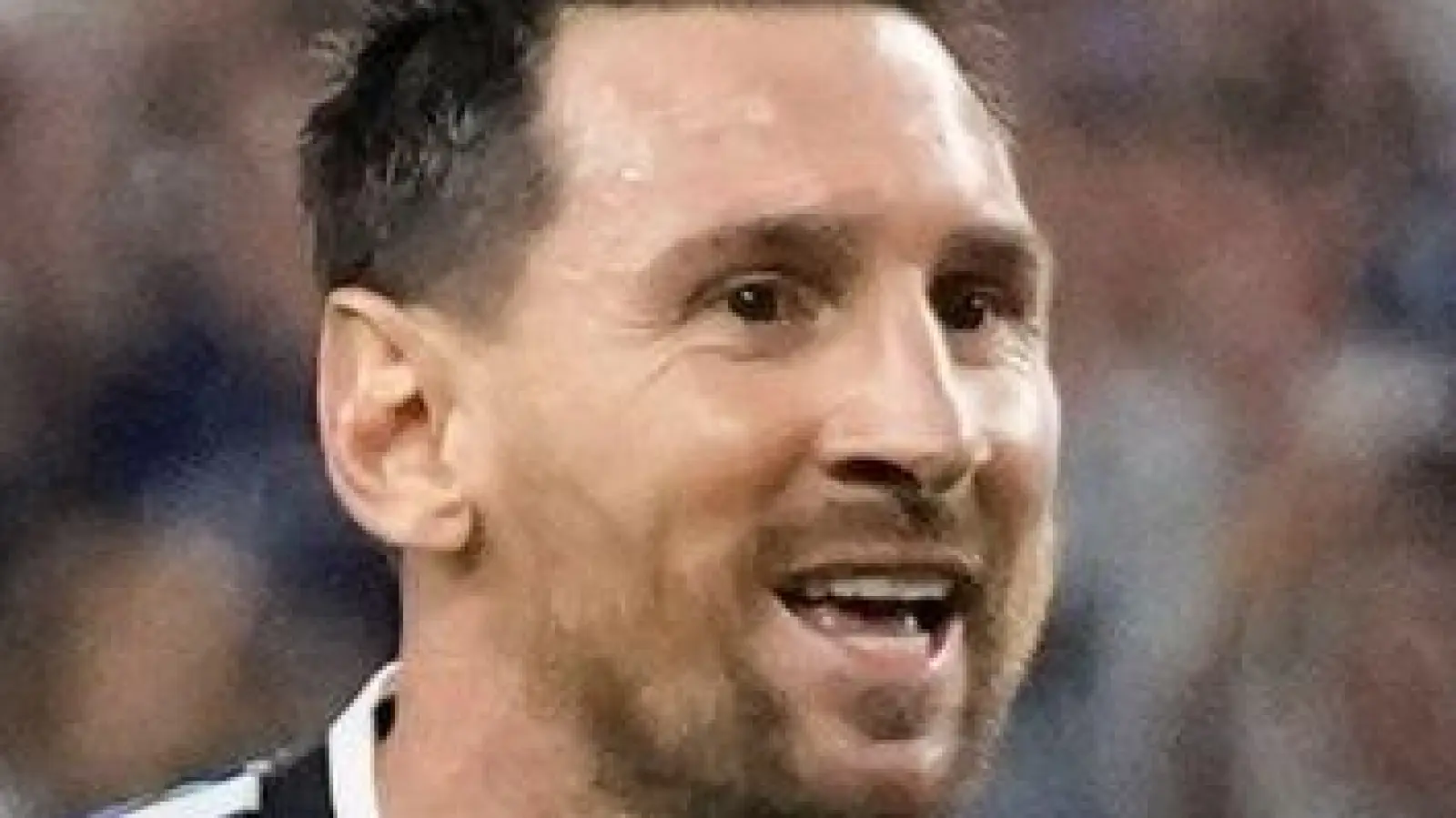Wirbt für den neuen Spiderman-Film: Fußball-Star Lionel Messi. (Foto: Tony Gutierrez/AP/dpa)