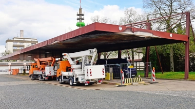 Diese Tankstelle und das dazugehörige Tanklager werden ab August abgerissen und machen Platz für eine neue Wartungs-Einheit. Das kontaminierte Erdreich wird für rund fünf Millionen Dollar entsorgt. (Archivbild: Jim Albright)