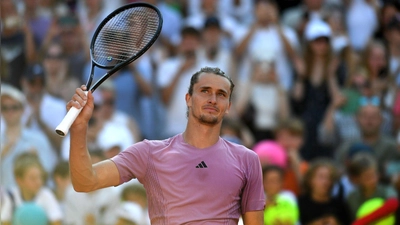 ALexander Zverev nach seinem Halbfinalsieg.   (Foto: Michael Schwartz/dpa)