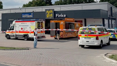 Ein Mensch wurde bei einem Angriff im Emsland nach Angaben der Polizei schwer verletzt. (Foto: Matthias Brüning/TNN/dpa)