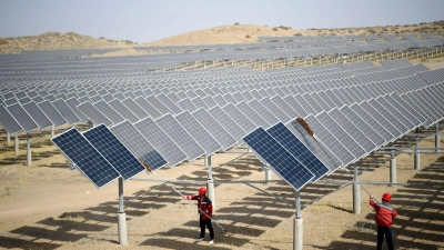 Chinas Ausbau bei Solaranlagen könnte 2025 langsamer vorangehen. (Archivbild) (Foto: Wang Peng/XinHua/dpa)