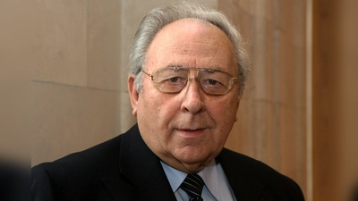 Hans Maurer prägte die Politik in Westmittelfranken über Jahrzehnte. (Archivbild: Frank Mächler/dpa)