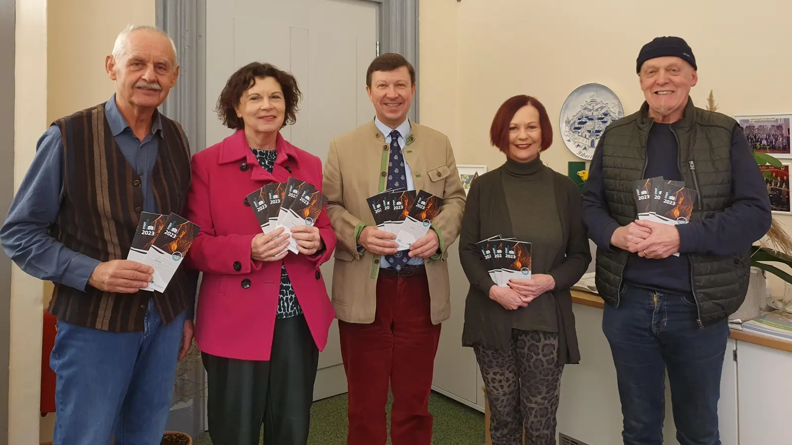 Freuen sich auf die Kulturreihe (von links): Werner und Christa Wagner, Jürgen Heckel sowie Brigitte und Killen McNeill. (Foto: Anna Franck)