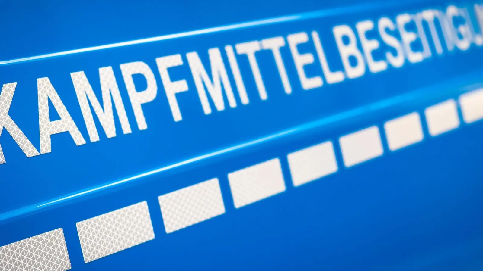 Spezialisten des Kampfmittelbeseitigungsdienstes waren im Einsatz. (Symbolbild) (Foto: Moritz Frankenberg/dpa)