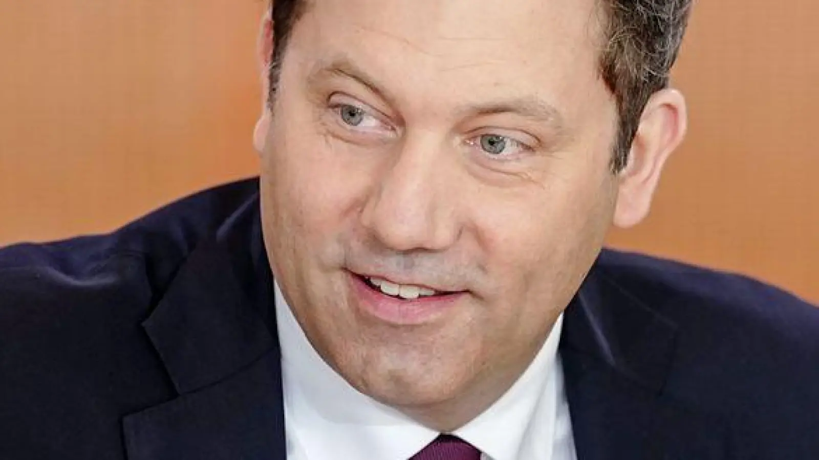 Vizekanzler Klingbeil leitete die Kabinettssitzung - und war auch an der Erarbeitung des Aktionsplans gegen Organisierte Kriminalität beteiligt. (Foto: Kay Nietfeld/dpa)