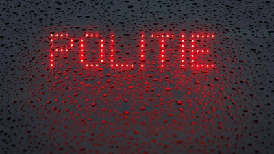 Das niederländische Wort für Polizei lautet „Politie“. (Symbolbild) (Foto: Friso Gentsch/dpa)