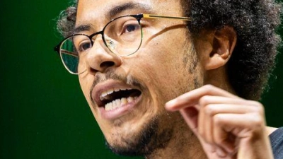 Die Grüne Jugend ist gegen eine verpflichtende Musterung, findet für diese Position aber keine Mehrheit unter den Delegierten. (Foto: Michael Matthey/dpa)