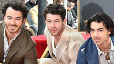 Kevin, Nick und Joe Jonas wurden jung berühmt - und mit unangemessenen Fragen konfrontiert. (Archivbild) (Foto: Jordan Strauss/Invision via AP/dpa)