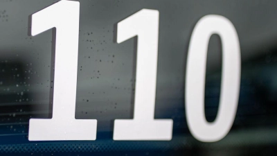 Die Rechnung von über 700 Euro hat der junge Fahrgast nicht bezahlen können. (Symbolbild) (Foto: Daniel Karmann/dpa)