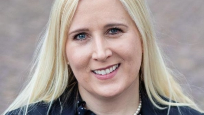 Josefa von Hohenzollern-Emden erwartet mit 51 Jahren ihr erstes Kind und will Oberbürgermeisterin der Stadt Leonberg werden. (Archivbild) (Foto: Christoph Schmidt/dpa)