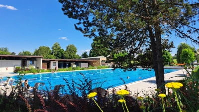 Schon 23.000 Besucherinnen und Besucher verzeichnet das Freibad in Feuchtwangen bislang in diesem Jahr. (Foto: Sabine Rohn)