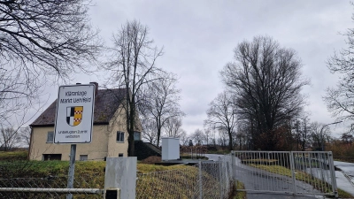 Die Uehlfelder Kläranlage wird ihre Funktion verlieren, sobald die Aischgrund-Kläranlage in Pahres und die Leitungen fertig gebaut und dort angeschlossen sind. (Foto: Jonas Grombach)