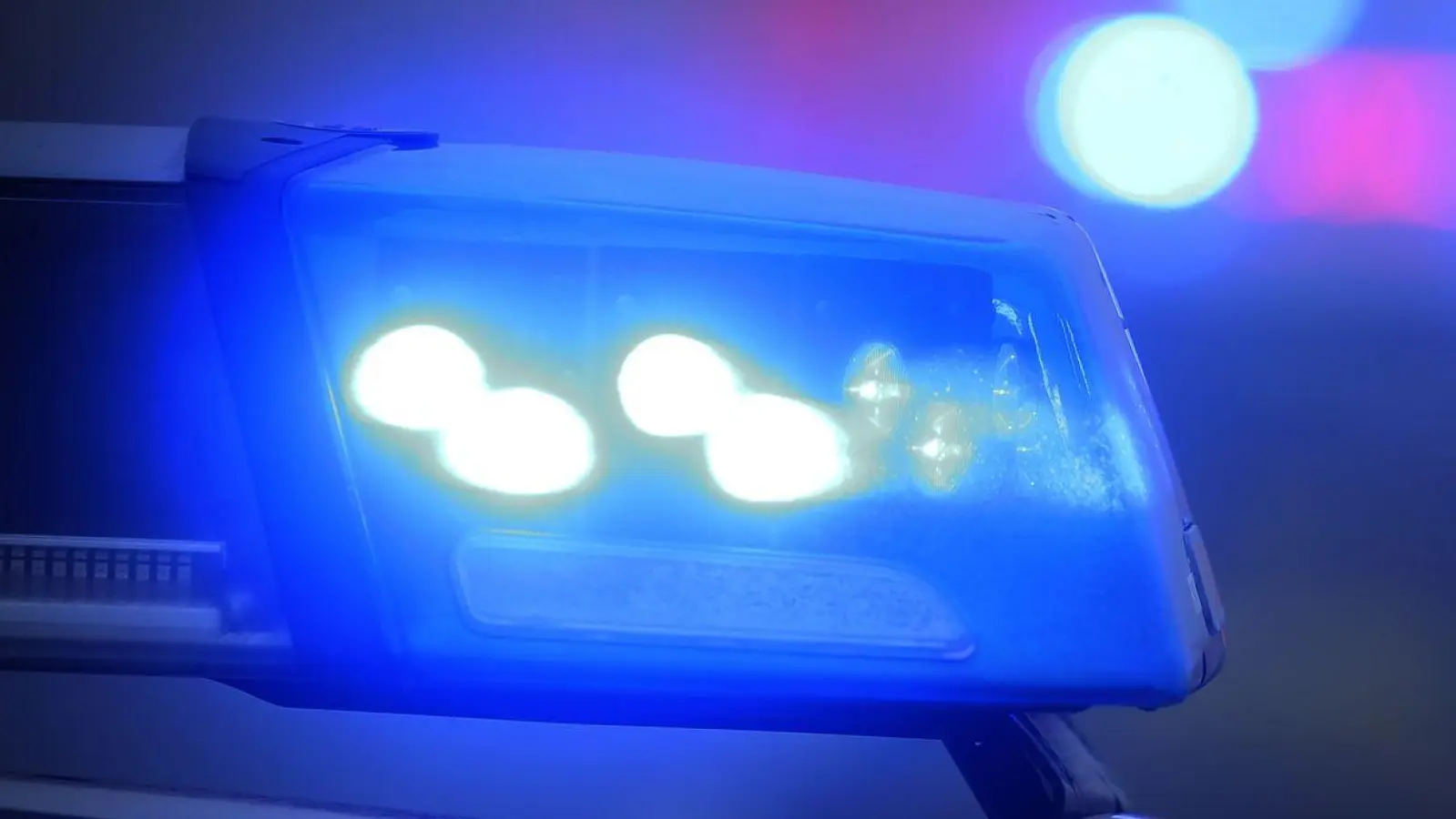 Die Polizei sucht nach Zeugen. (Symbolbild) (Foto: Karl-Josef Hildenbrand/dpa)