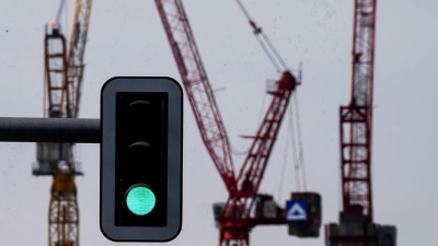In der deutschen Wirtschaft wächst die Zuversicht (Foto: Soeren Stache/dpa)