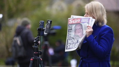 Die Festnahme des Ex-Prinzen sorgt für Aufregung. (Foto: Jordan Pettitt/PA Wire/dpa)