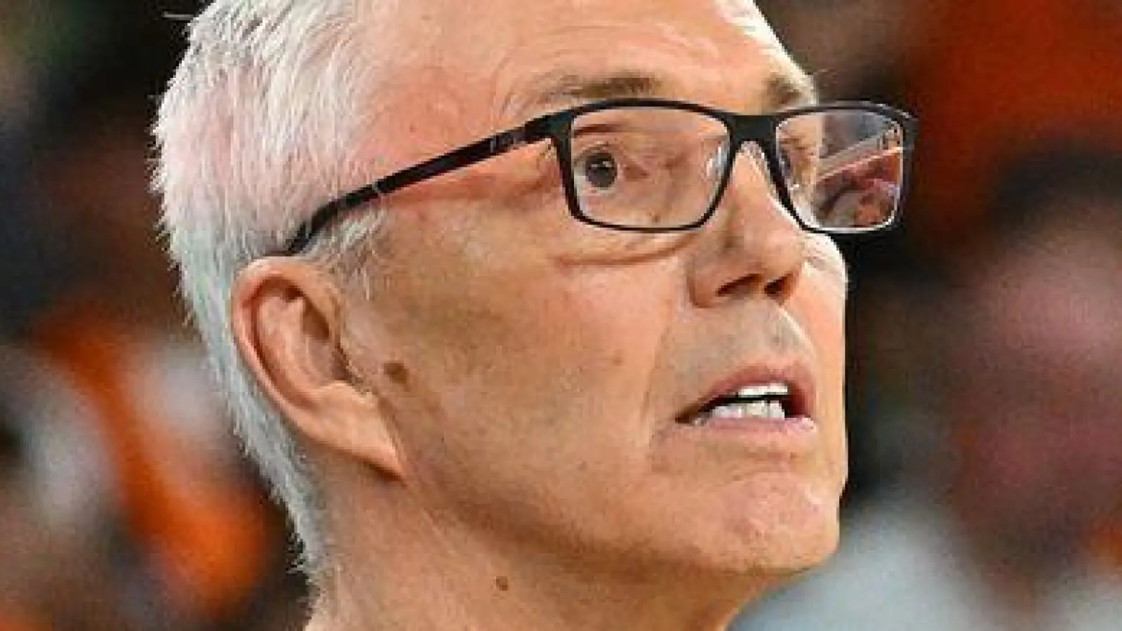 Coach Gordon Herbert sah eine weitere Niederlage des FC Bayern München in dieser Euroleague-Saison. (Foto: Jan-Philipp Strobel/dpa)