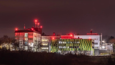 Randale im Krankenhaus in Neustadt/Aisch: Völlig ausgerastet ist dort ein 70-jähriger Patient nach einer Fuß-OP. Er warf mit Inventar nach einem Arzt, einer Pflegerin und Polizisten.  (Archivbild: Mirko Fryska )